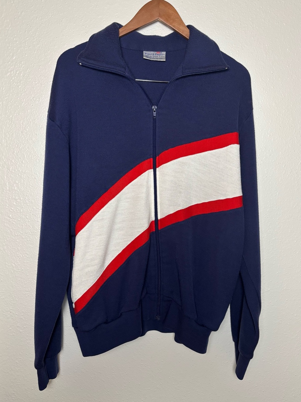 Track & Court Vintage XL Men's Navy Zip-Front Sweater with Red & White Stripe